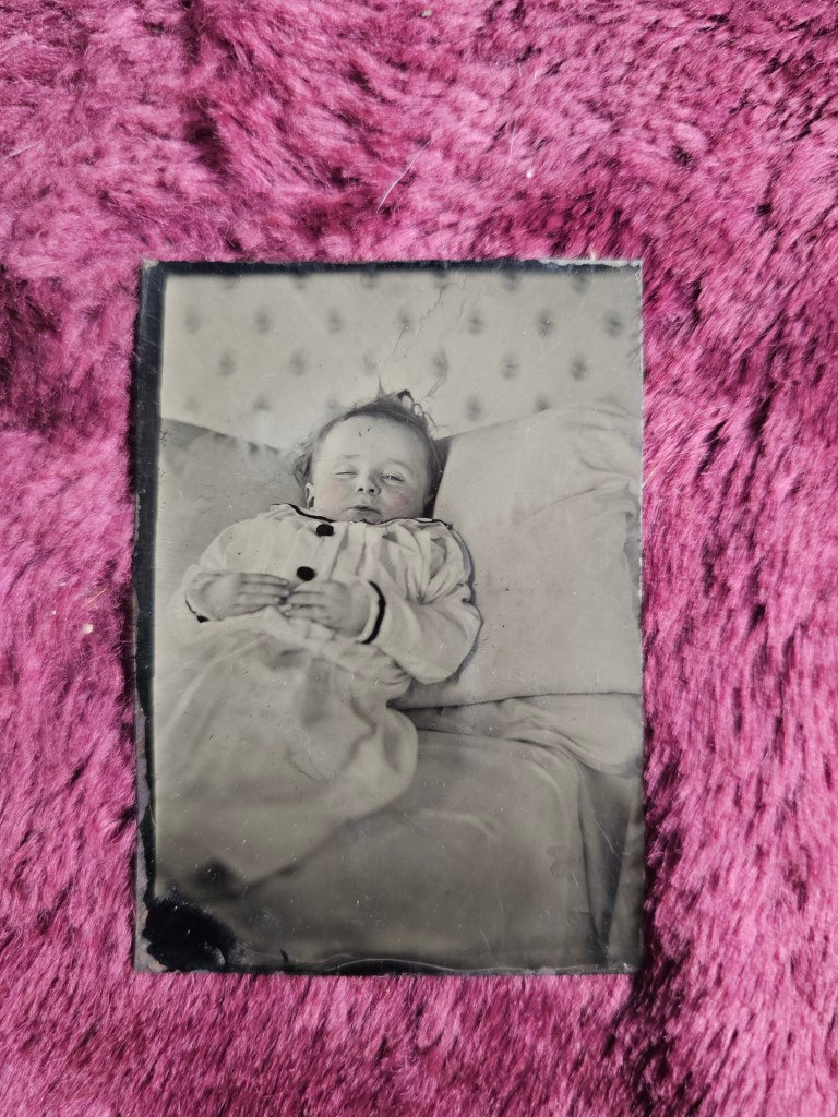 Post Mortem Tintype Of Baby