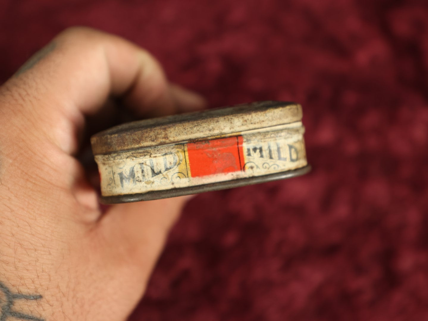 Lot 086 - Antique Van Bibber Mild Sliced Plug Pipe Tobacco Graphic Tin