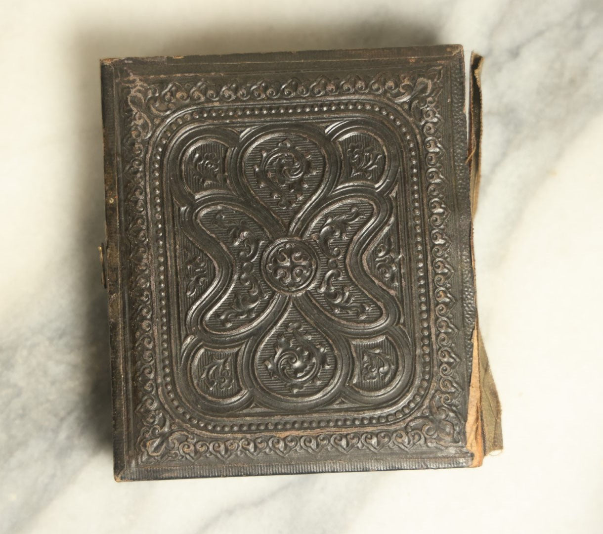 Lot 037 - Antique 1/6th Plate Ambrotype Photograph Of Old Woman In Leatherette Union Case, Identified As Roxana Armstrong Slack