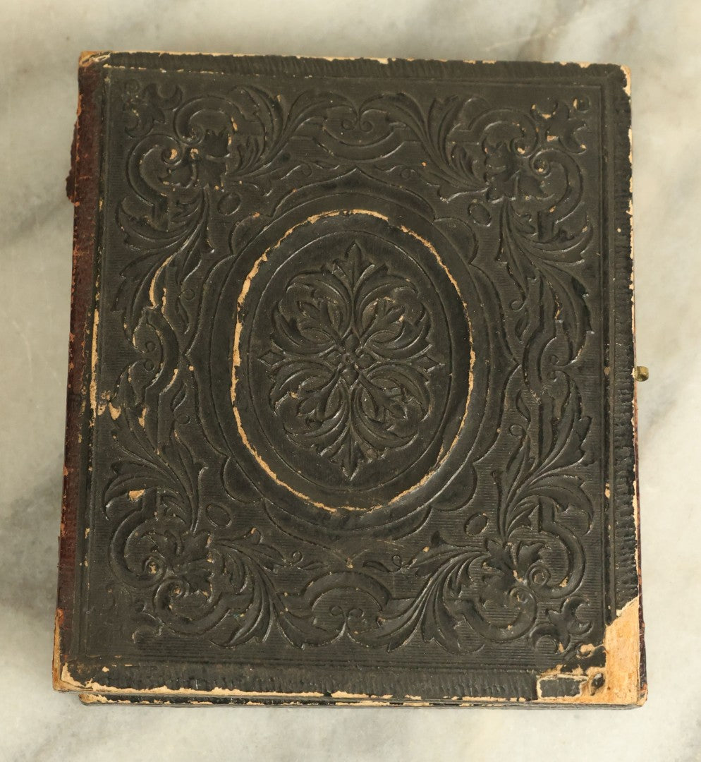 Lot 073 - Antique 1/6th Plate Ambrotype Photograph Of A Middle Aged Man With A Bearded Chin, Tinted Red Cheeks, Seated