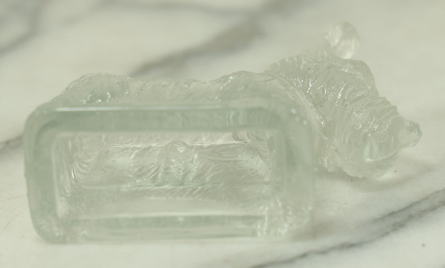 Lot 138 - Vintage Glass Scottie Dog Candy Container