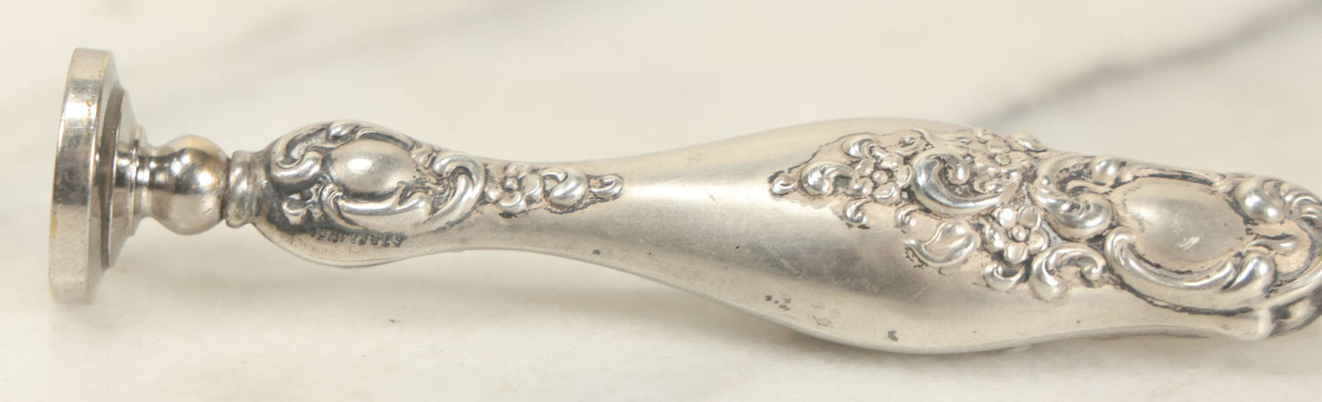 Lot 079 - Antique Letter "C" Sterling Silver Handled Wax Seal Stamp With Ornate Design