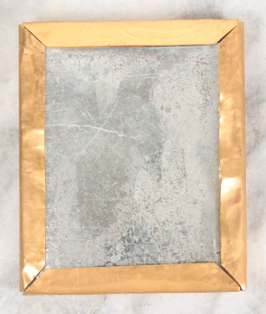 Lot 062 - Antique 1/9th Plate Ambrotype Photograph Of Young Smiling Father And Infant Child, Note Large Diagonal Crack Through Ambrotype, Uncased, Poor Condition