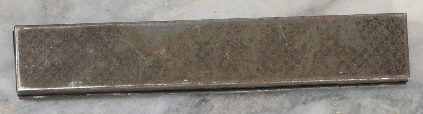 Lot 090 - Antique New Old Stock N.O.S. Taylor's "The 1000 Razor" Manufactured By Needham, Veall, & Tyzack, Sheffield England, With Witness Trademark In Original Tin