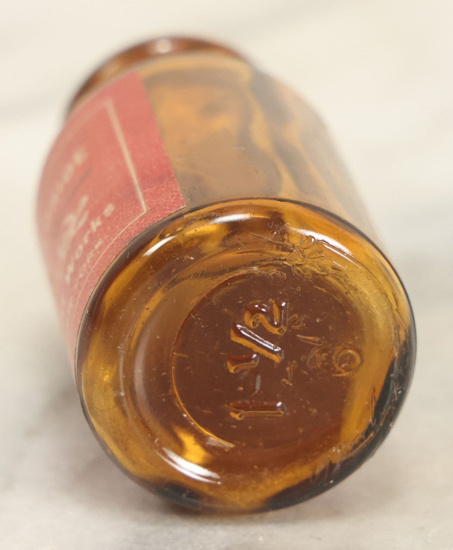 Lot 021 - Antique Cocaine Hydrochloride Large Crystal Chemically Pure One Ounce Pharmacy Bottle, By Mallinckrodt Chemical Works, St. Louis & New York