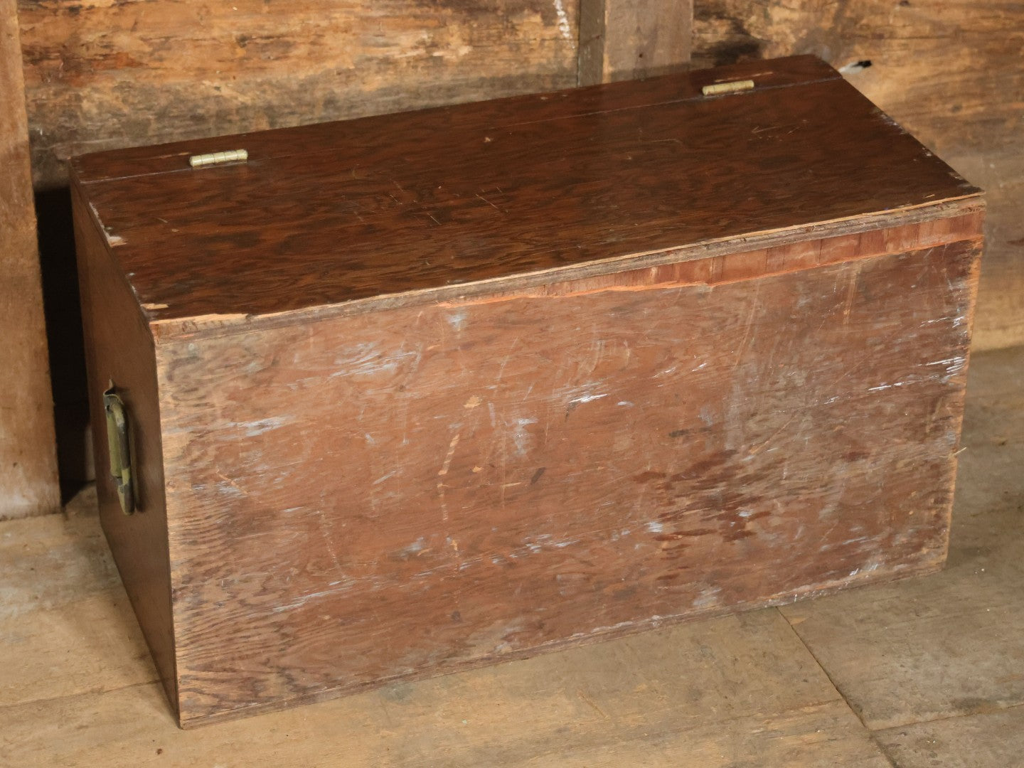 Vintage Military Style Trench Art Foot Locker With Hand Painted Drunken, Gambling Bee Mascot, Possibly Related To The Seabees, Navy, Folk Art As Found