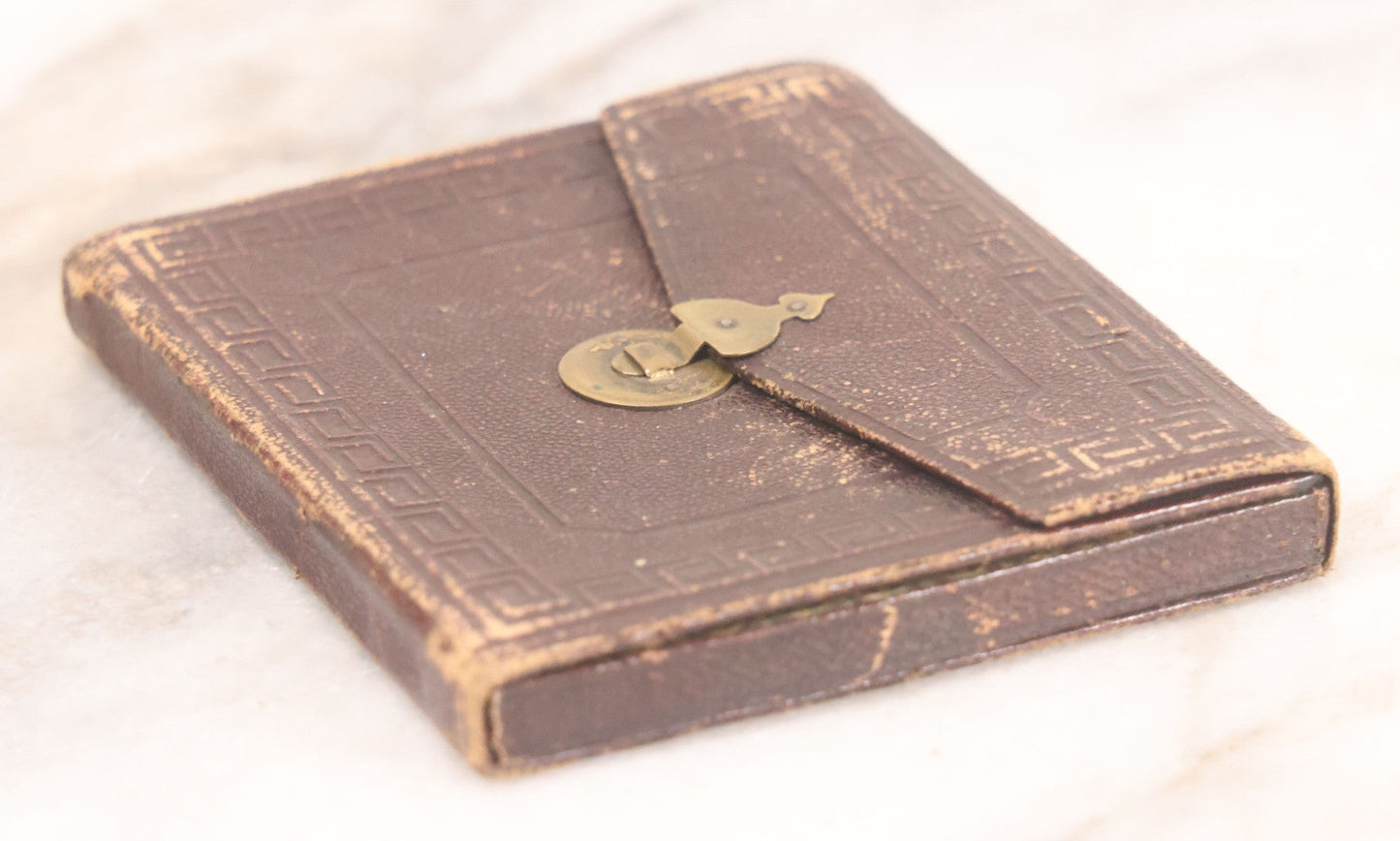 Lot 080 - Antique 1/6th Plate Tintype Photograph Of Distinguished Looking Man With Long Dark Beard In Leatherette Folder Case