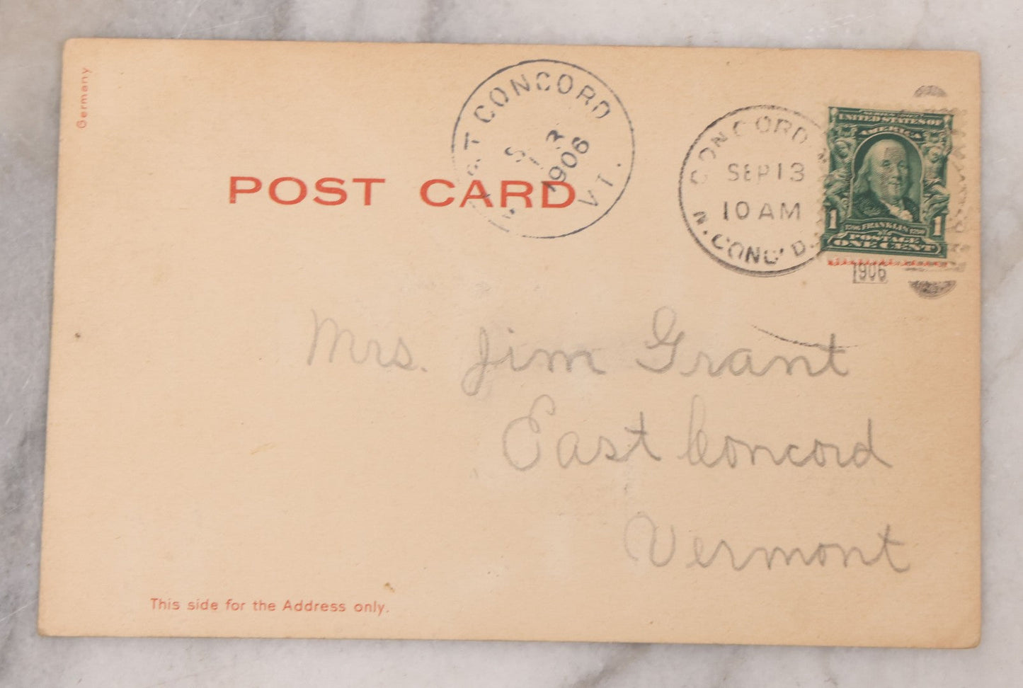 Lot 107 - Grouping Of Five Antique New York Postcards, Including Glitter Postcard, St. Paul's Church, Flatiron Building