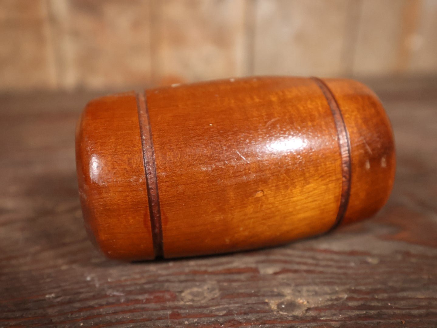 Vintage Wooden Mallet With Attractive Real Wood Grain And Polished Veneer, Auctioneer'S Gavel