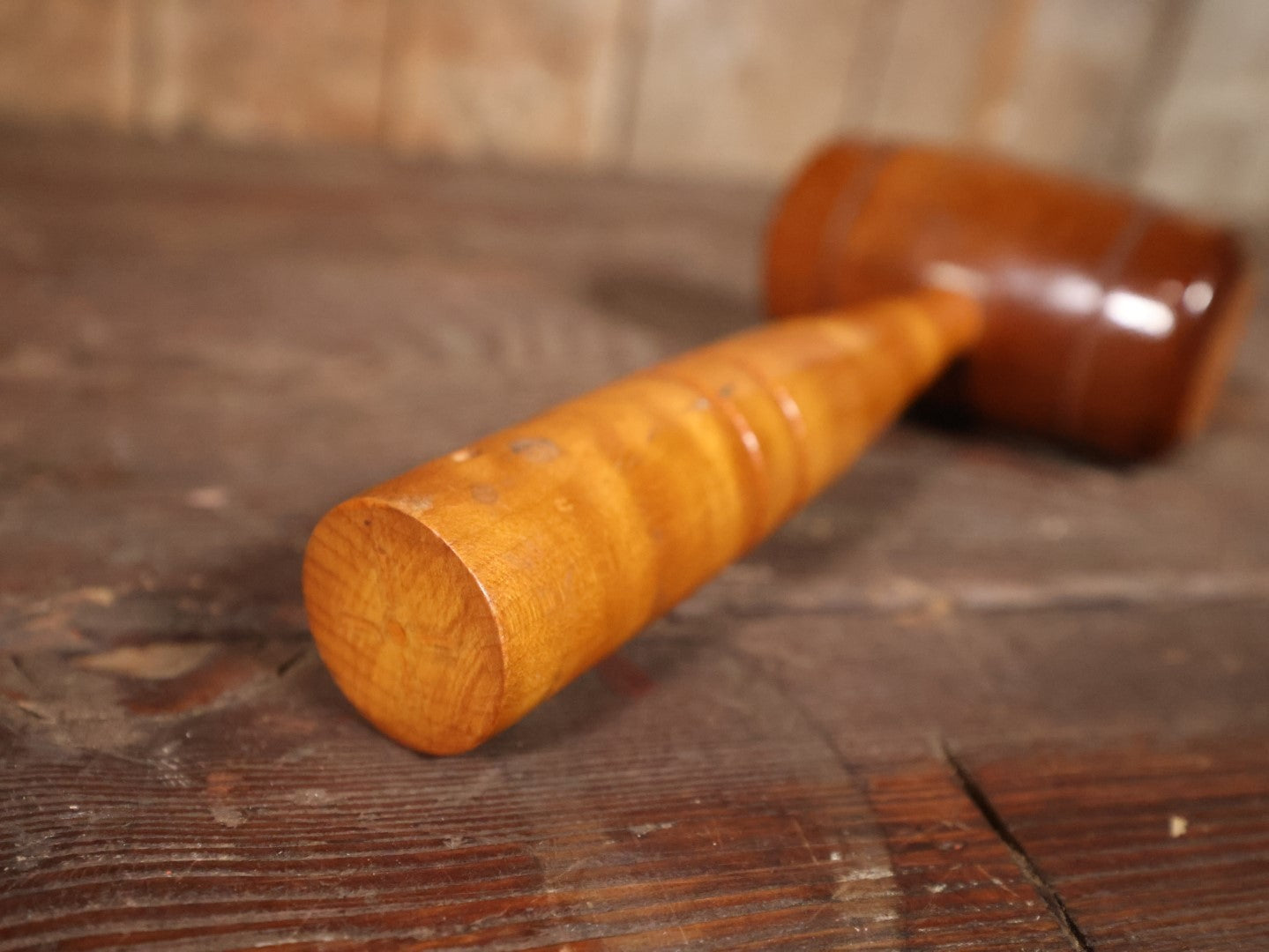 Vintage Wooden Mallet With Attractive Real Wood Grain And Polished Veneer, Auctioneer'S Gavel