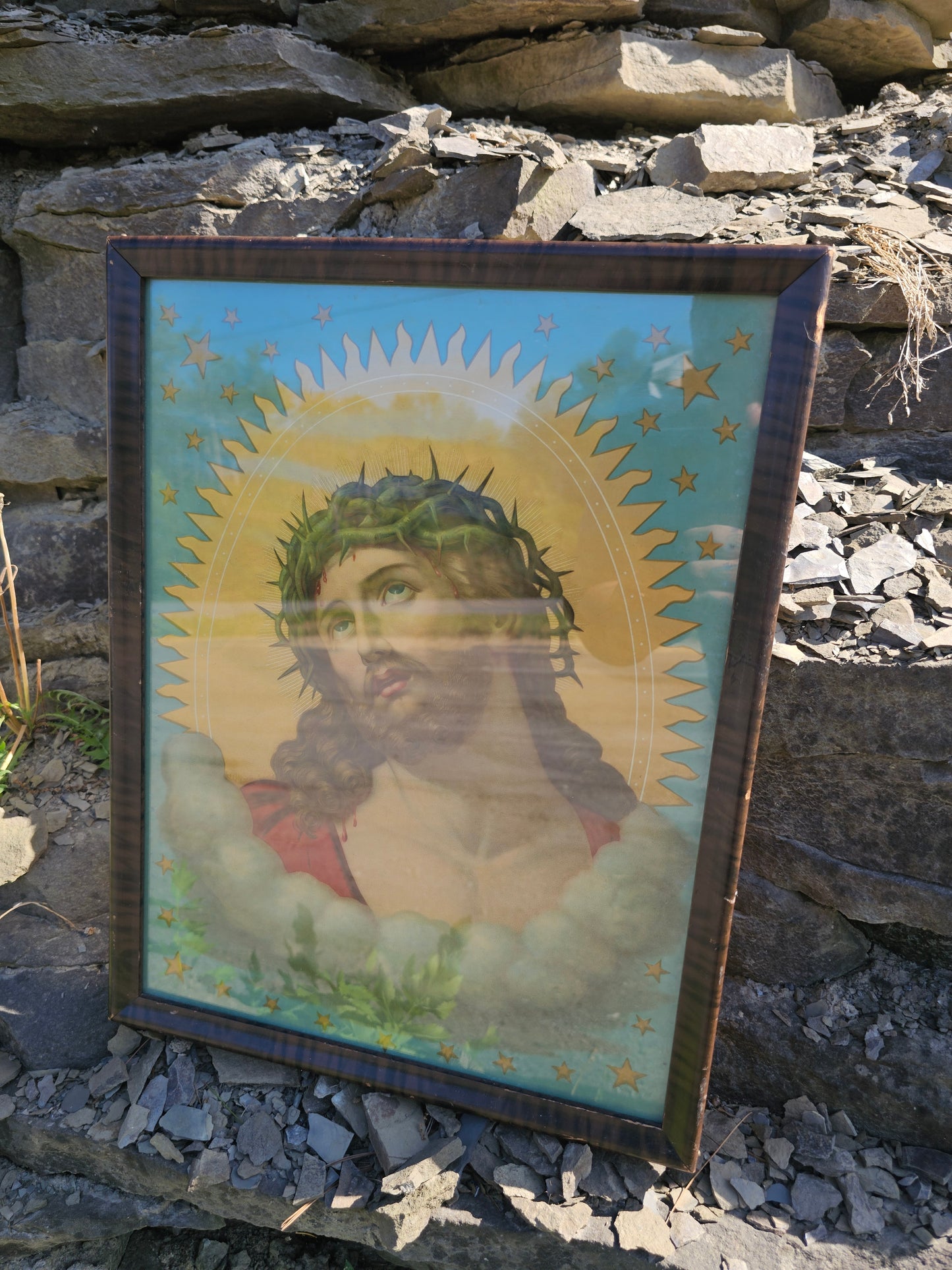 Pair of Matching Antique Jesus and Mary Lithograph Prints in Frames