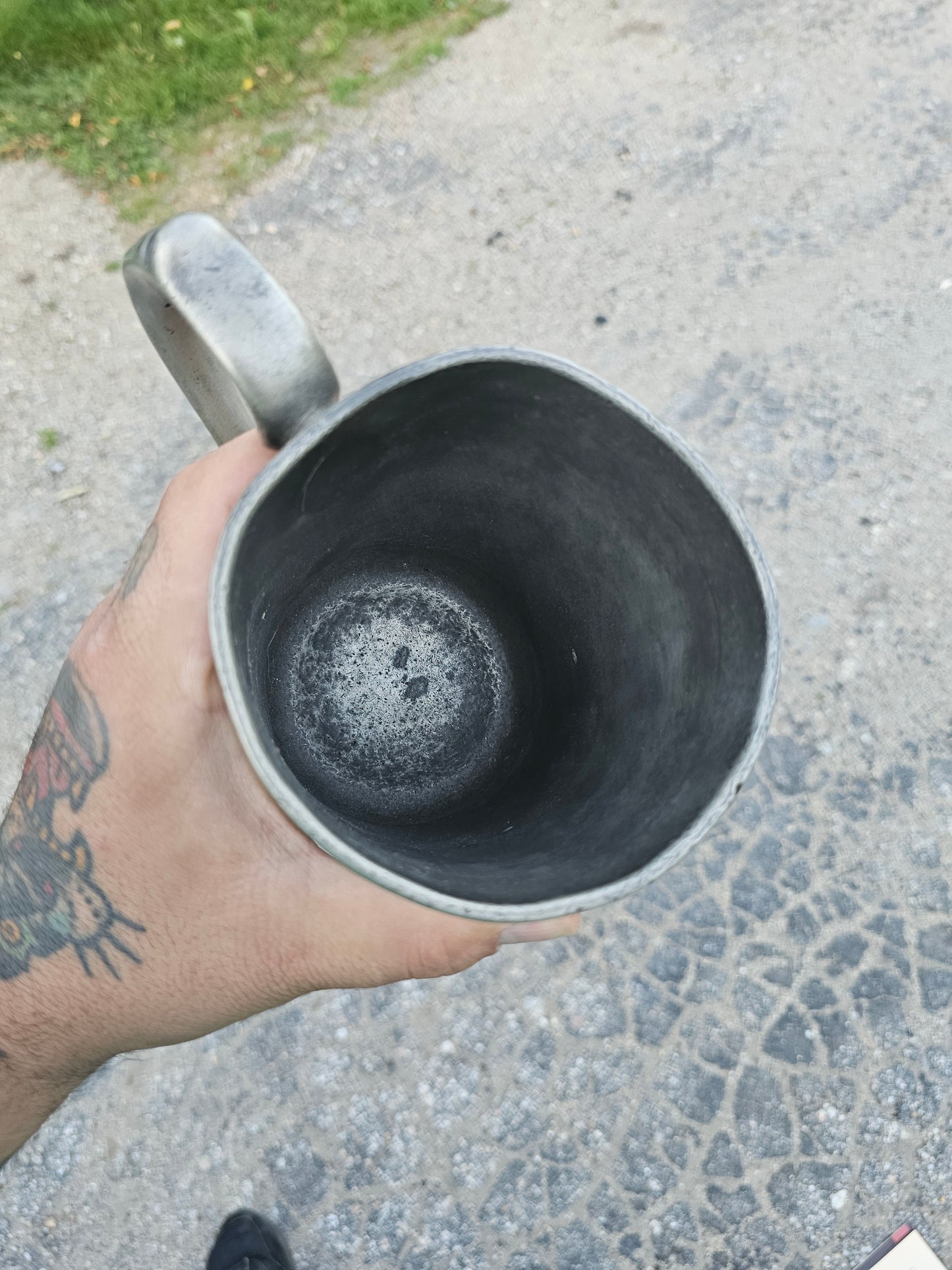 Large Antique Hallmarked Pewter Tankard from NH, William Barrett