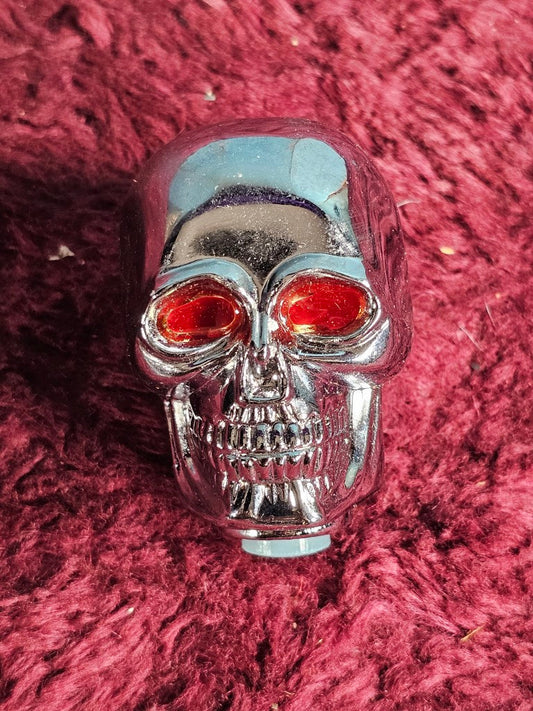 Modern Skull Shifter Knob, Red Eyes