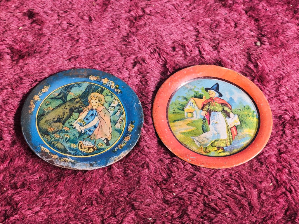 Pair Of Vintage Tin Lithograph Fairy Tale Tip Trays