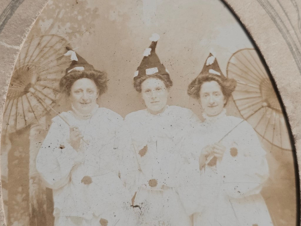 Paper Framed Snapshot From Isle Of Man Of Women With Funny Hats