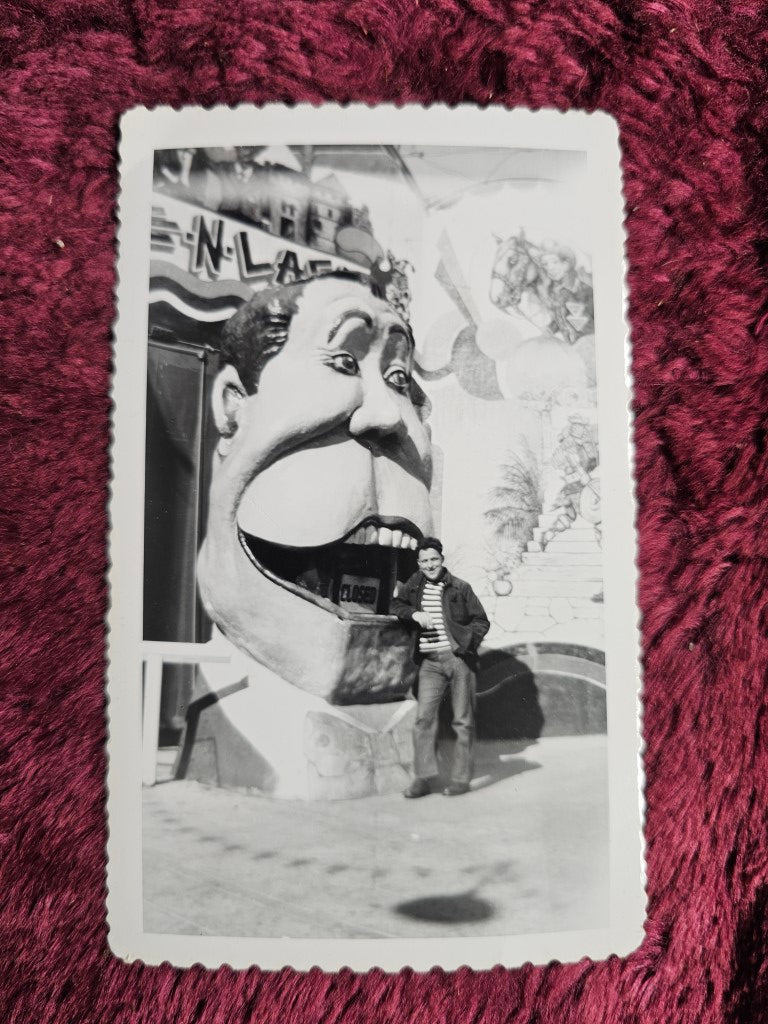 Single Snapshot Photo Of Man At Amusement Park Ride / Fun House Kiosk