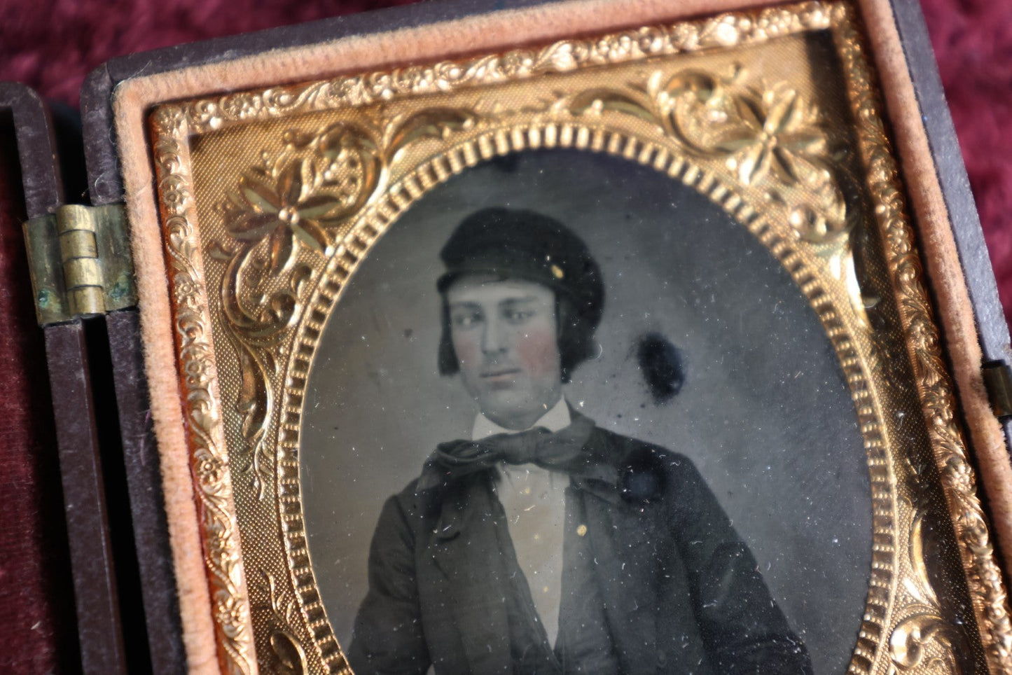 Lot 049 - Antique 6Th Plate Tintype Photograph Of Cross Eyed Man In Full Thermoplastic Case