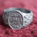 Lot 061 - Vintage Side Show Novelty Gift Ring From Jack Earle, The 8Ft-6Inch Giant