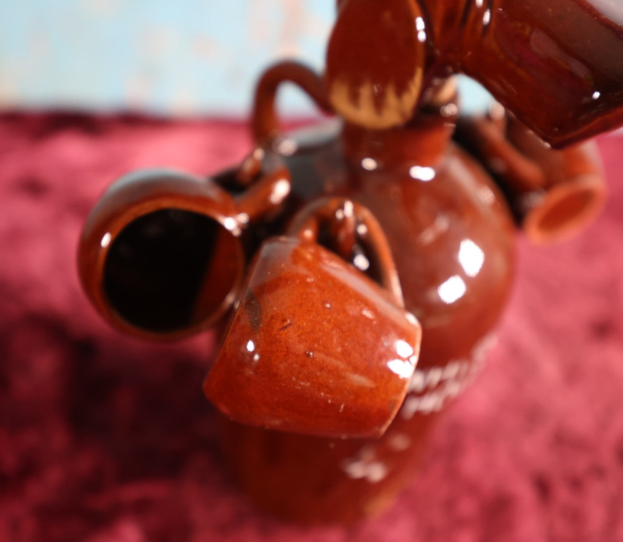 Lot 082 - Vintage Whiskey Hound Red Ware Dog Decanter With Four Shot Glasses, Made In Japan