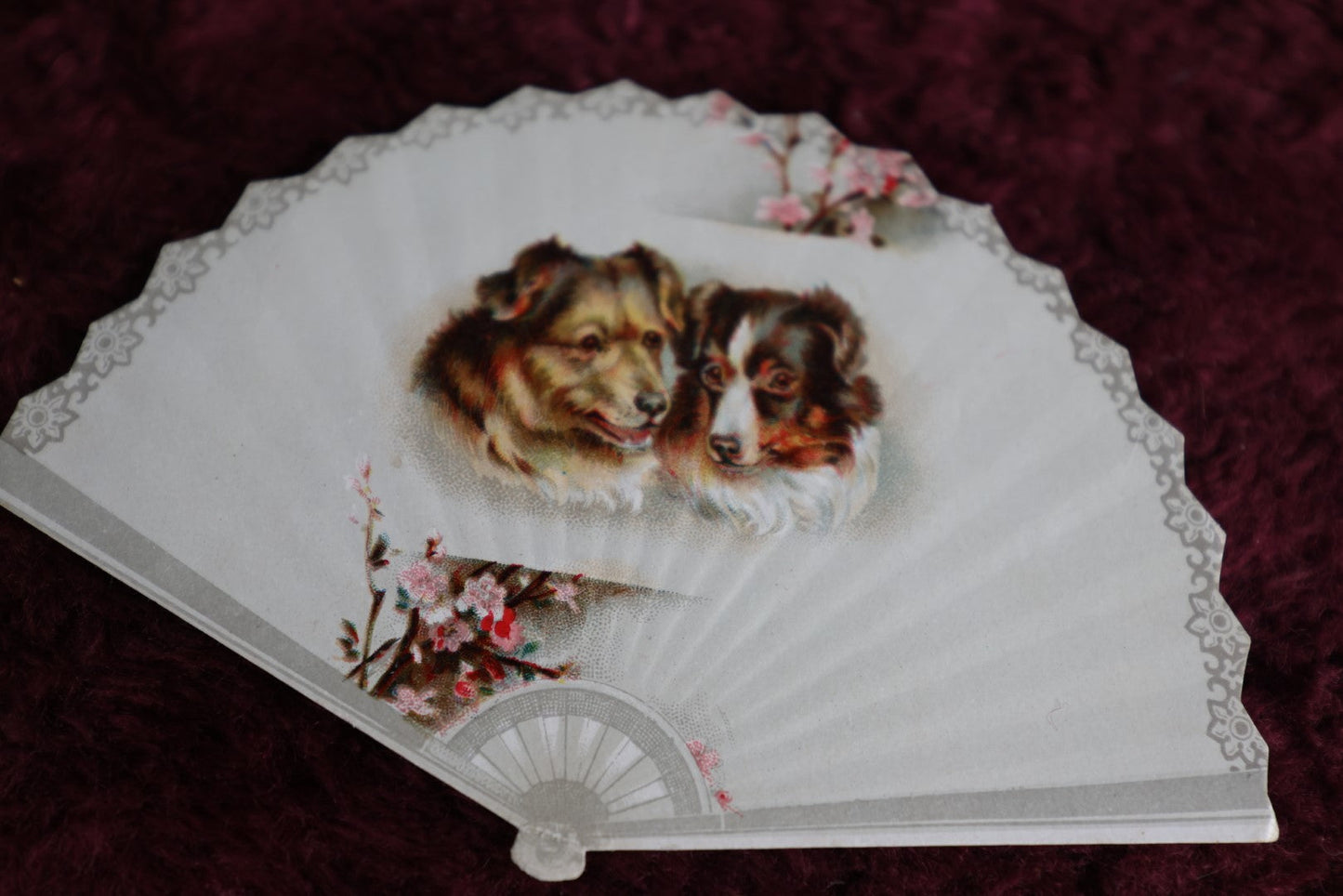 Lot 091 - Grouping Of 16 Trade Cards And Art Cards, Antique, Cats Dogs, Hold Up To Light Card