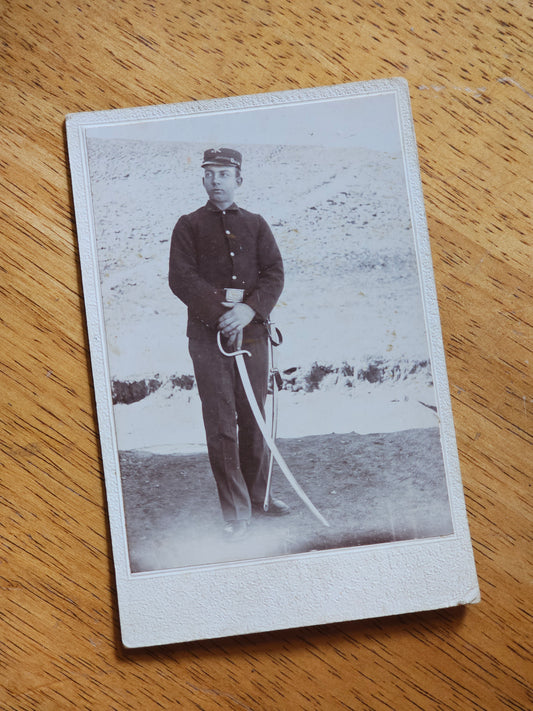 Antique Cabinet Card Photograph of Soldier with Sword, US Belt Buckle