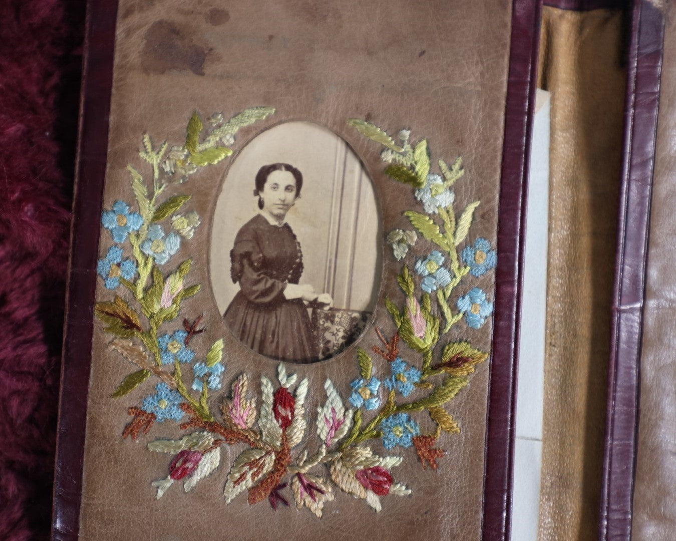 Lot 152 - Antique Hand Made Leather Billfold Wallet, Embroidered With Flowered And Monogrammed, Including Cdv Photo Of Woman, And Additional Folded Photo Of Woman'S Cabinet Card