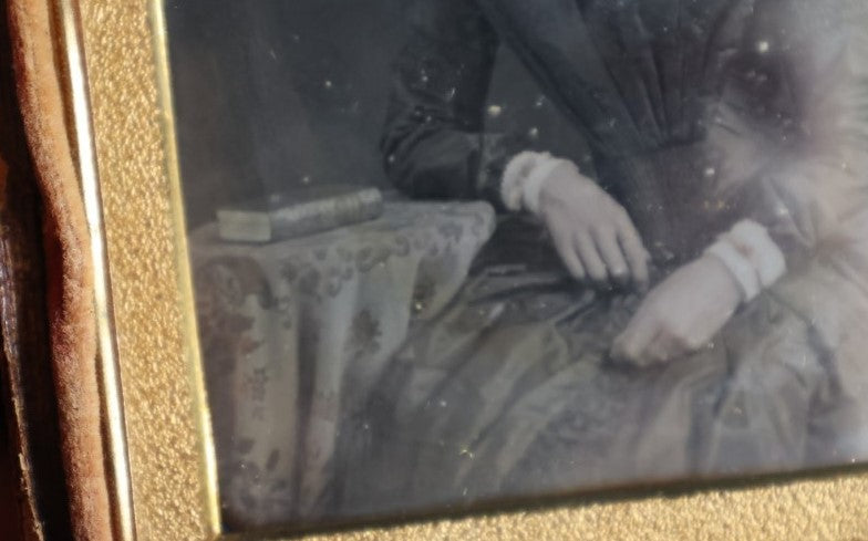 Lot 160 - Quarter Plate Daguerreotype Of Pretty Young Woman In Dress, Book On Table, Nice Half Leatherette Case With Floral Design