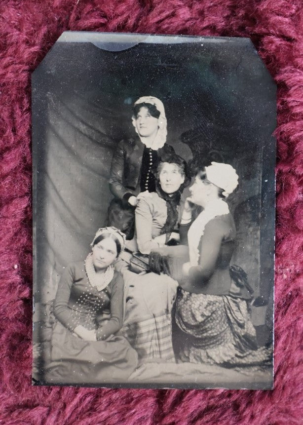 Lot 164 - Tintype Of Four Well Dressed Ladies With Hats And Head Scarfs, Nicely Posed, Looking Off To The Side