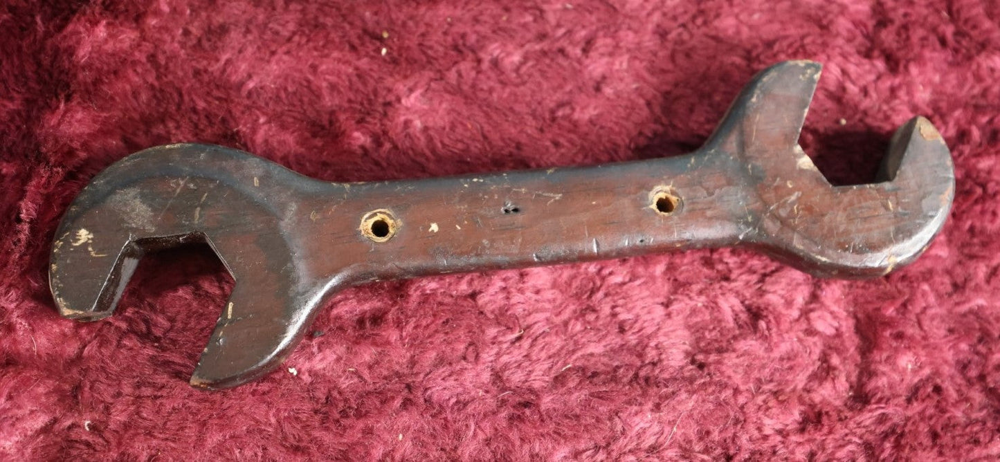 Lot 043 - Antique Wooden Wrench Foundry Mold