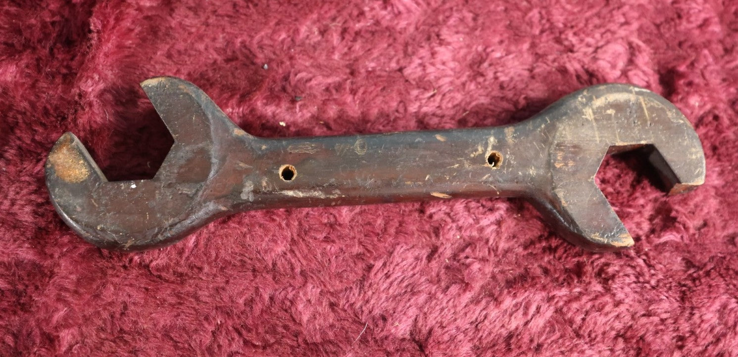 Lot 043 - Antique Wooden Wrench Foundry Mold