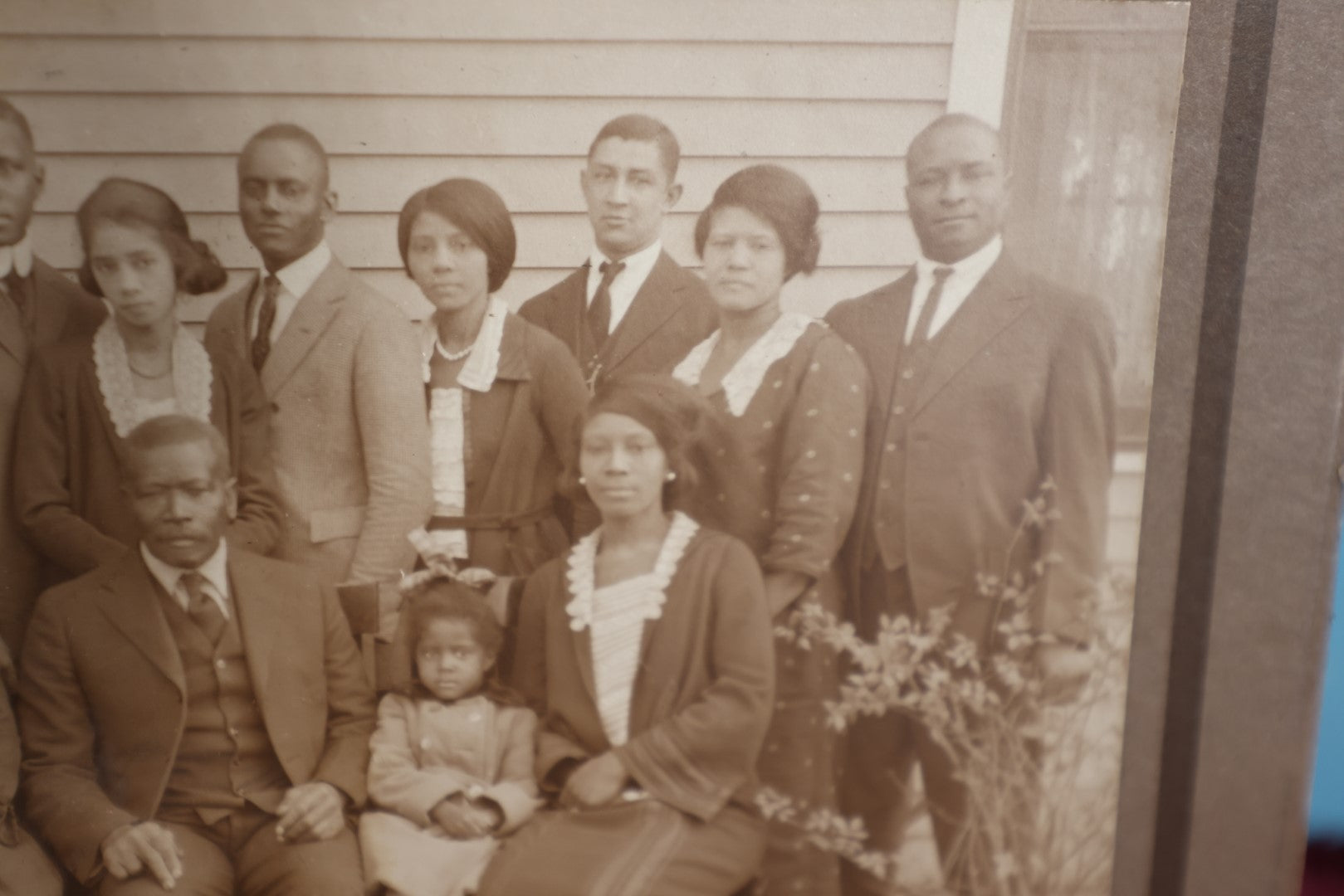 Lot 045 - Antique Boarded Photograph Of The Thompson Family, African American Family, Dated December 27, 1921, Location Unknown, Mrs. S.E. Thompson