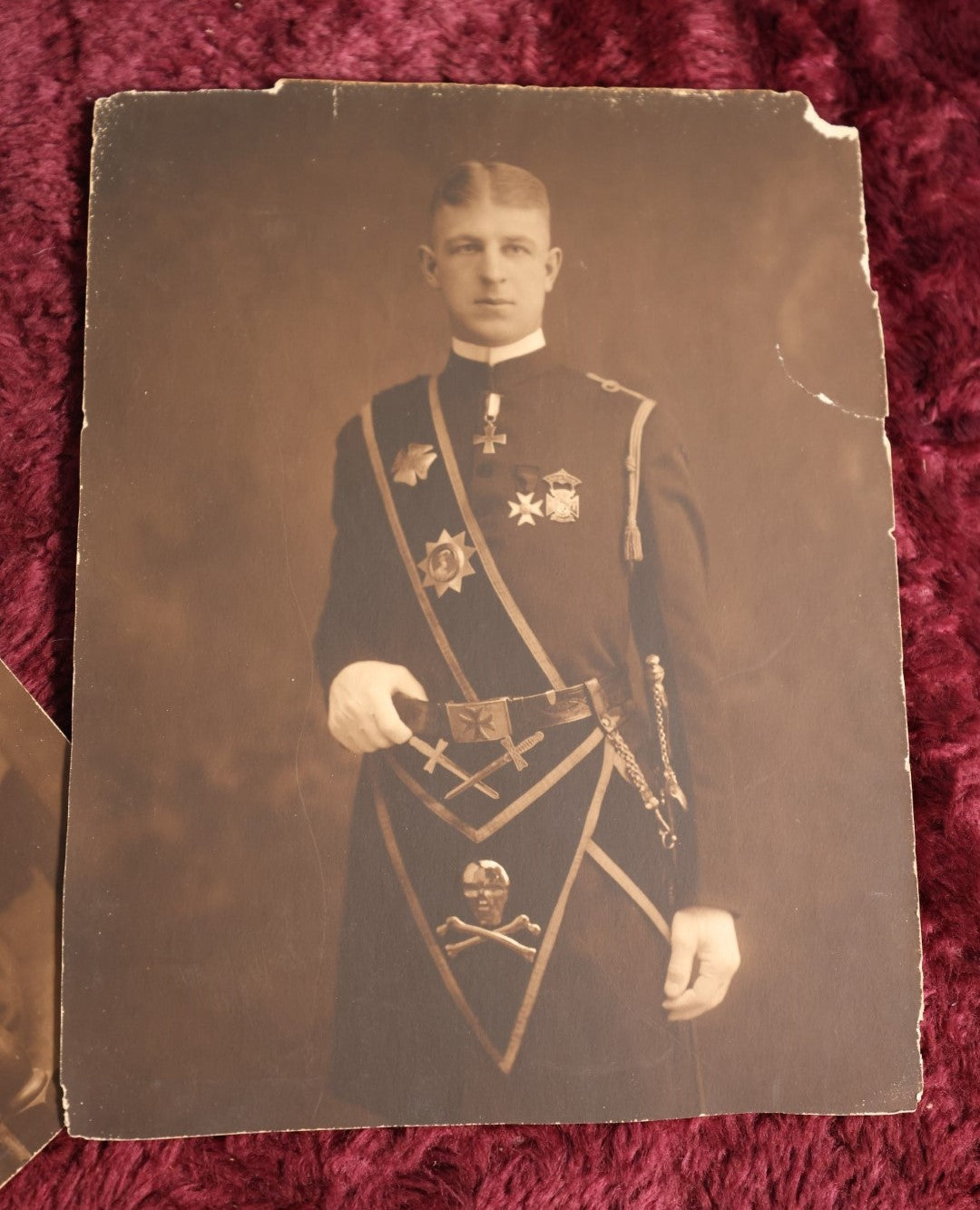 Lot 073 - Pair Of Antique 8 X 10 Photos Of Knights Templar Or Free Masons Fraternity Members, Skull And Crossbones Aprons, Other Regalia