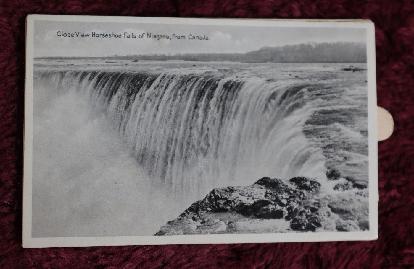 Lot 104 - Antique Niagara Falls Flip Book Mechanical Postcard, Horseshoe Falls, Canada, Published By F.H. Leslie Limited