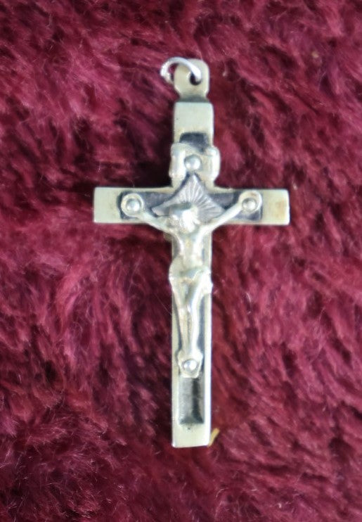 Lot 129 - Antique Wood And Metal Crucifix - Approximately 2"