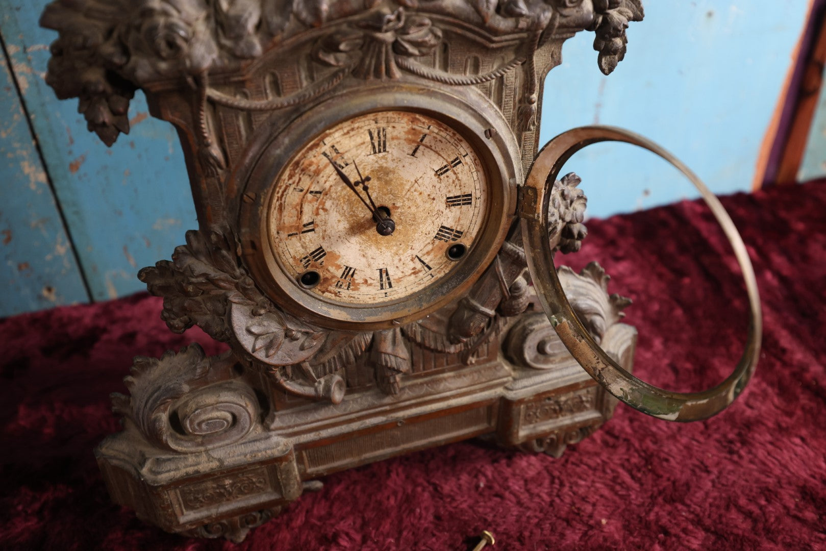 Lot 026 - Antique Metal Clock With Wood Backing And Pendulum, Untested Unworking, Decorative, Roses Motif