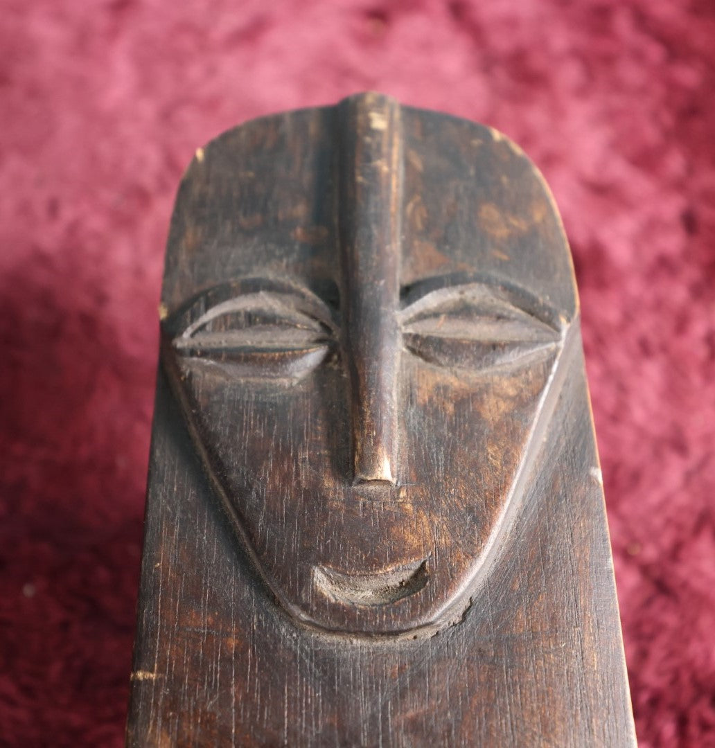 Lot 056 - Vintage African Hand Carved Wooden Headrest, Funny Face, Smiling