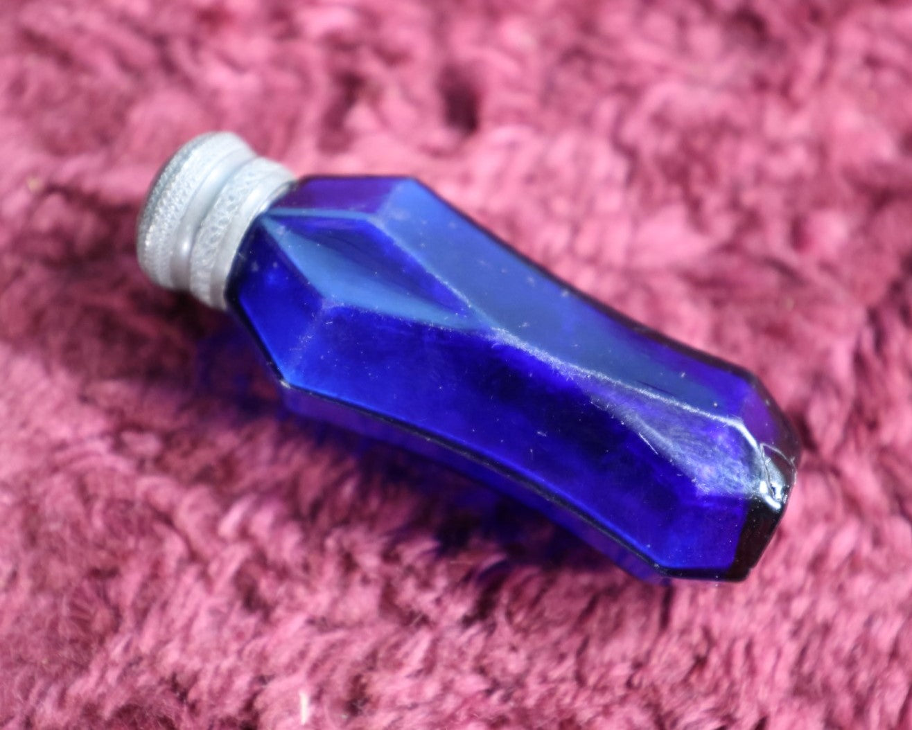 Lot 059 - Antique Cobalt Blue Glass Perfume Bottle Scent Vial With Screw On Tin Cap With Flower Motif, Possibly French