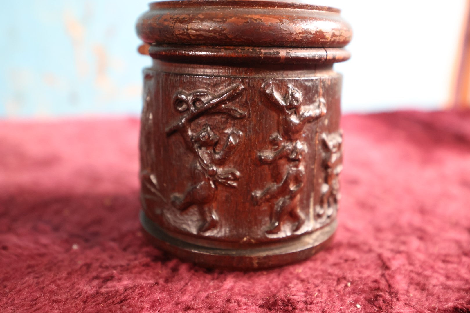 Lot 074 - Vintage Hand Carved Folk Art Wooden Round Box With Carved Dancing Bears, Lid, Note Losses To Rim, Cracks, Etc