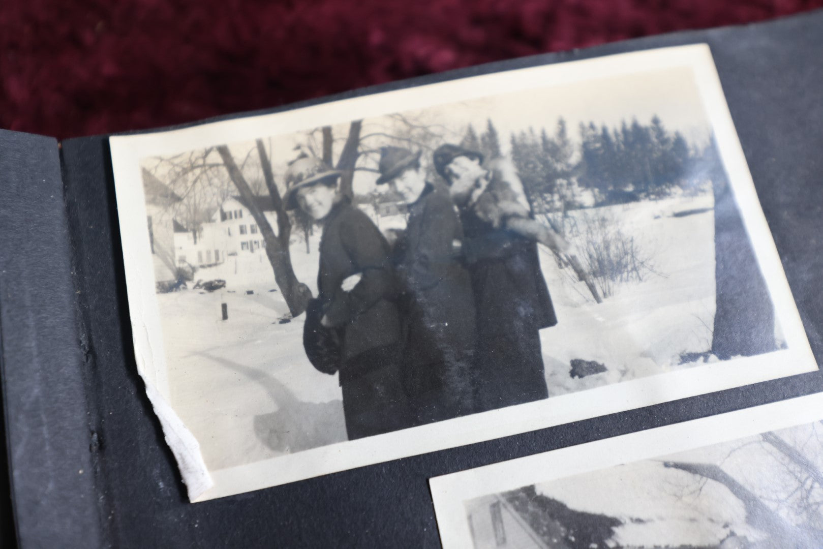 Lot 078 - Antique Early 20Th Century Snapshot Photo Album With Approximately 150 Photos Of Young Women, Children, Etc