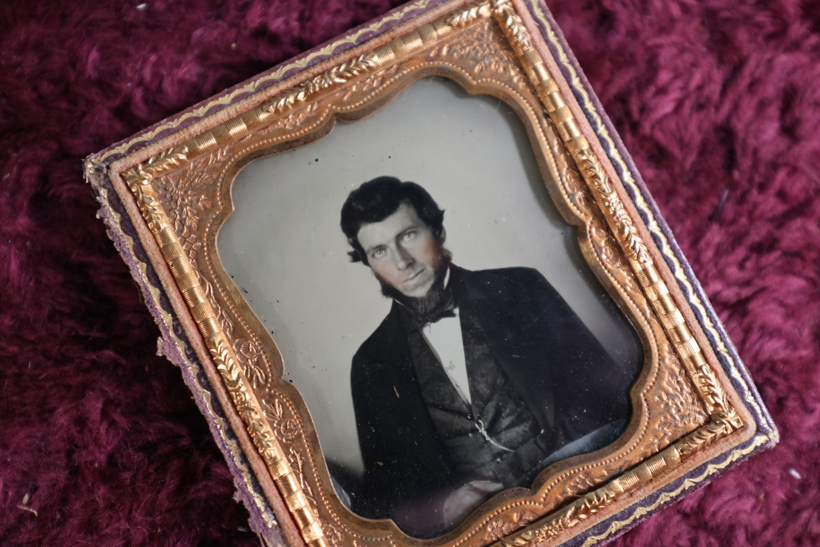 Lot 132 - Antique Ambrotype Photograph Of Handsome Young Bearded Man With Watch Chain, In Half Leatherette Union Case, 1/6Th Plate