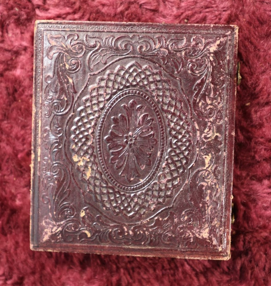 Lot 132 - Antique Ambrotype Photograph Of Handsome Young Bearded Man With Watch Chain, In Half Leatherette Union Case, 1/6Th Plate