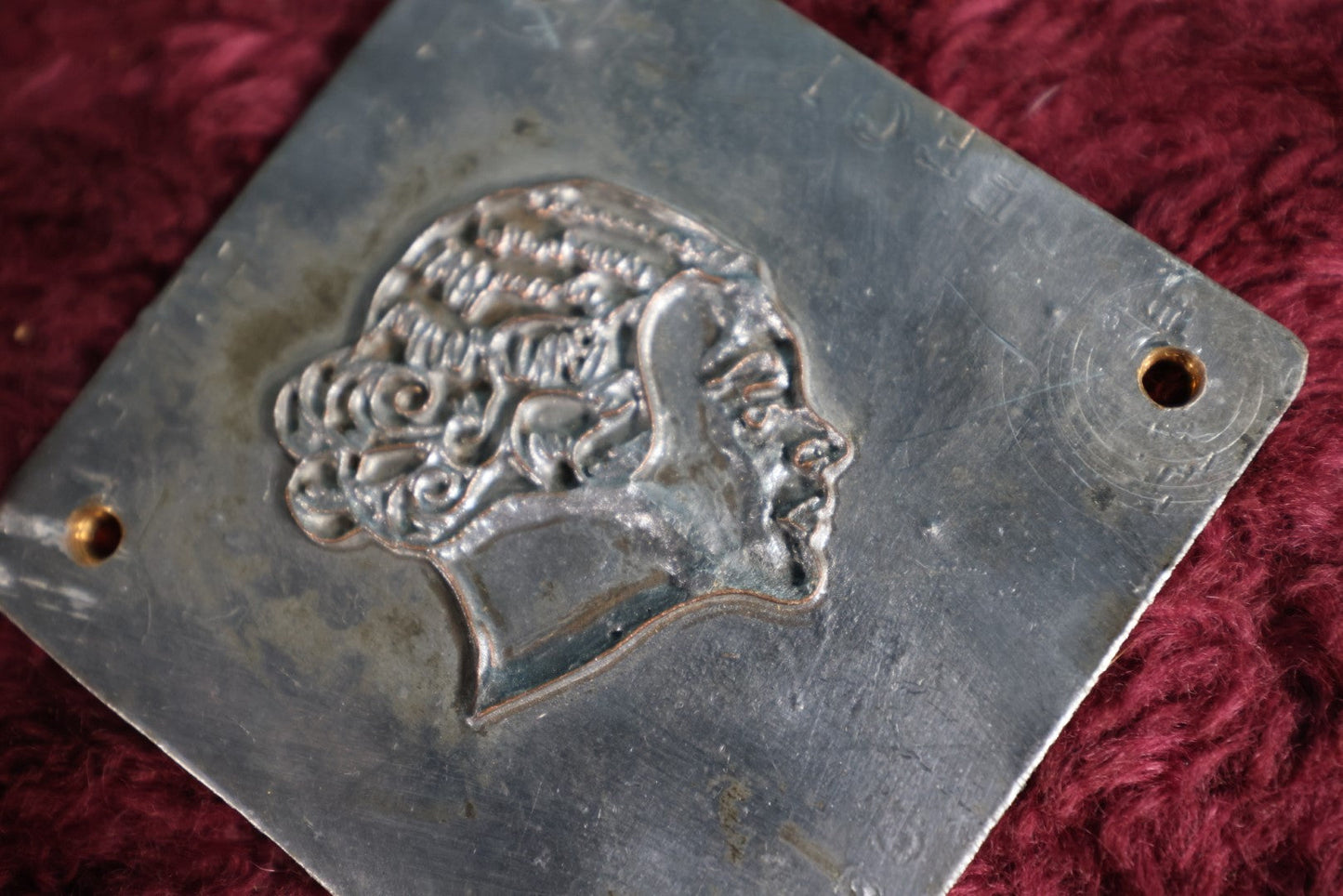 Lot 166 - Antique Printing Block Of Woman'S Head In Profile, Some Markings