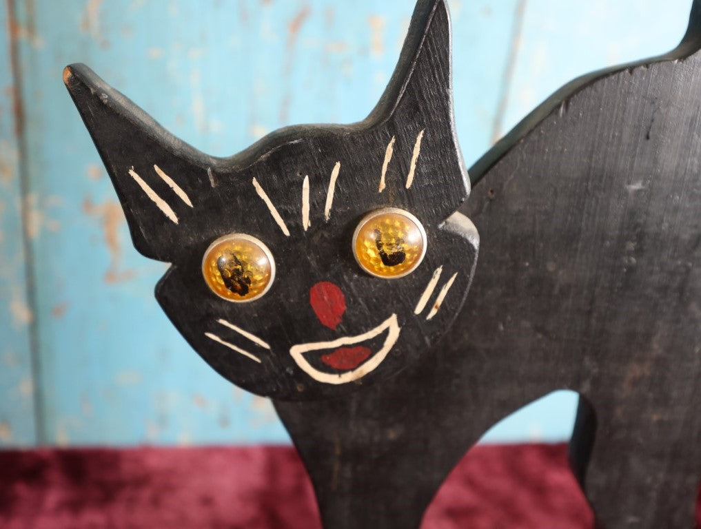 Lot 004 - Antique Folk Art Wooden Halloween Black Cat Silent Butler Ashtray Stand With Yellow Plastic Eyes, Green Base