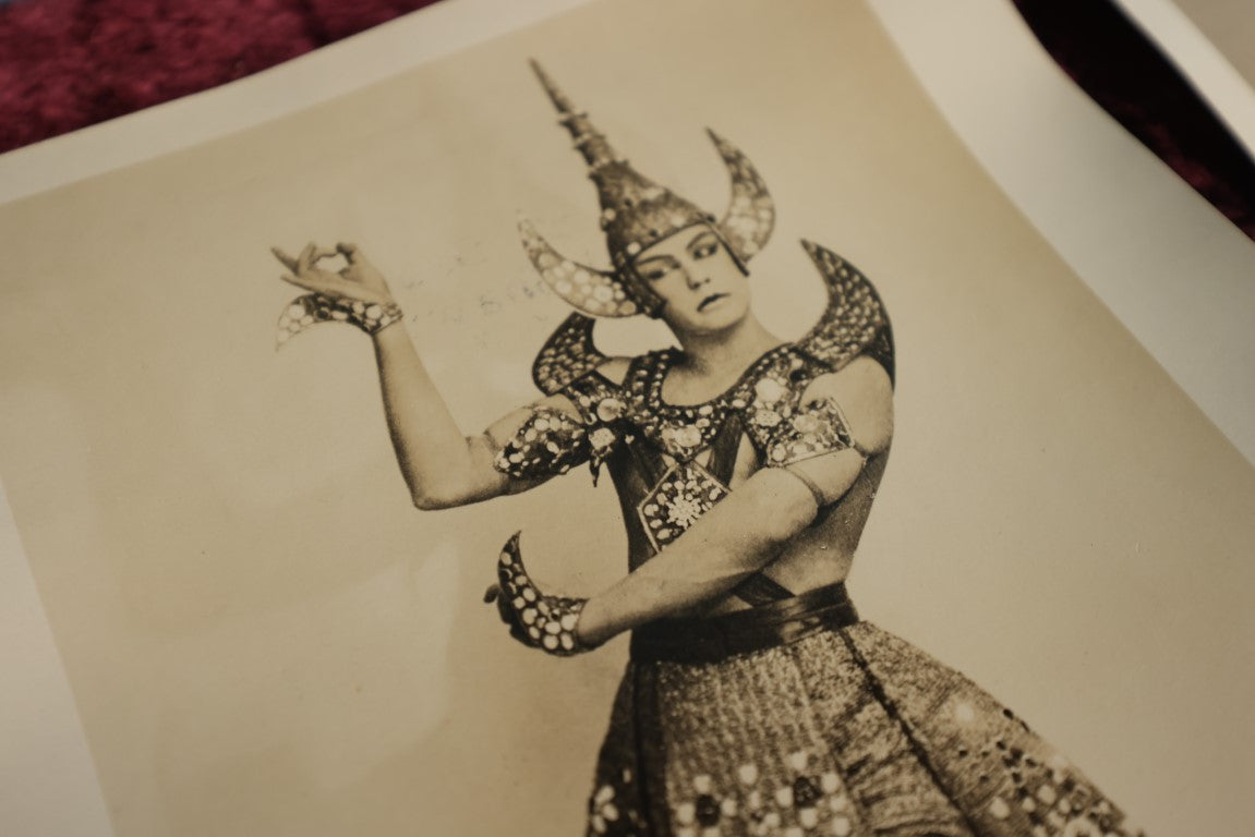 Lot 033 - Important Collection Of Early 8 X 10 Promotional Photos Of The Pioneers Of Modern Dance And Performance Art, Featuring Ted Shawn, Ruth St. Denis, And More, 18 Pieces, New York City 