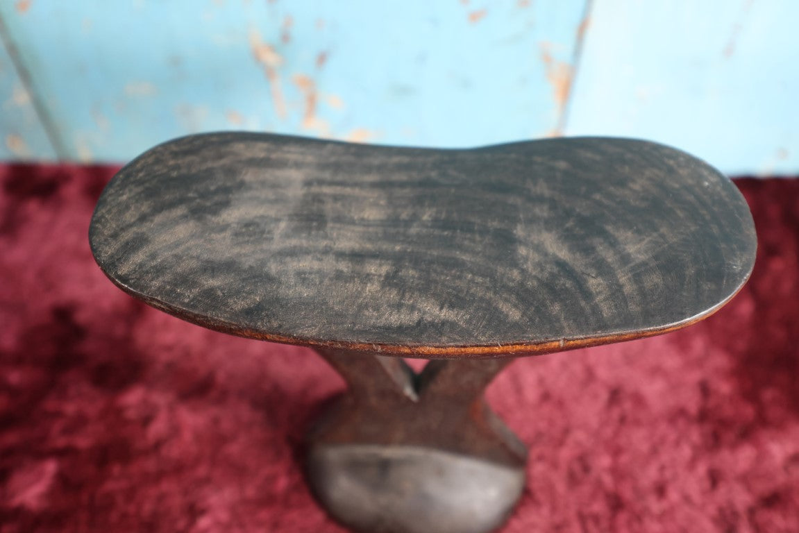 Lot 067 - Hand Carved African Pedestal Headrest, V-Shape