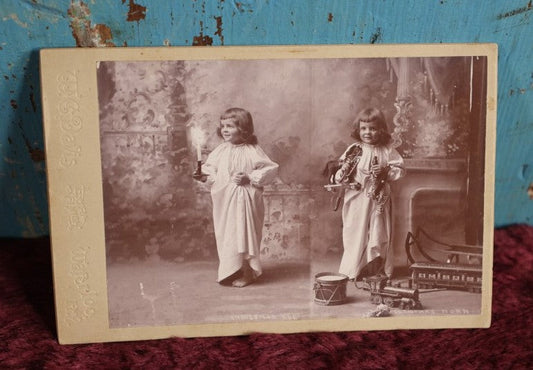 Lot 074 - Antique Double Exposure Cabinet Card Photograph Of Little Girl On Christmas Eve And Christmas Morning, W.E. Davis Photographer, Waterloo, New York