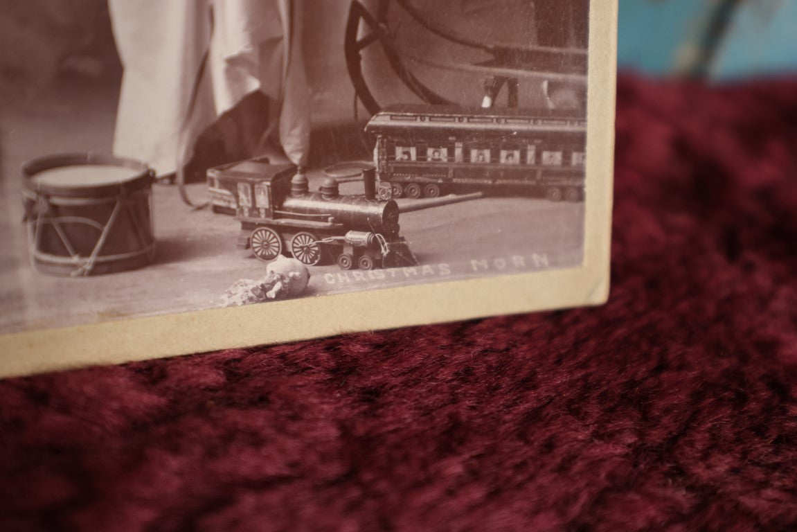 Lot 074 - Antique Double Exposure Cabinet Card Photograph Of Little Girl On Christmas Eve And Christmas Morning, W.E. Davis Photographer, Waterloo, New York