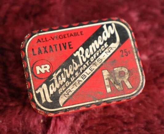 Lot 119 - Tiny Vintage Nature's Remedy All-Vegetable Laxative Tin