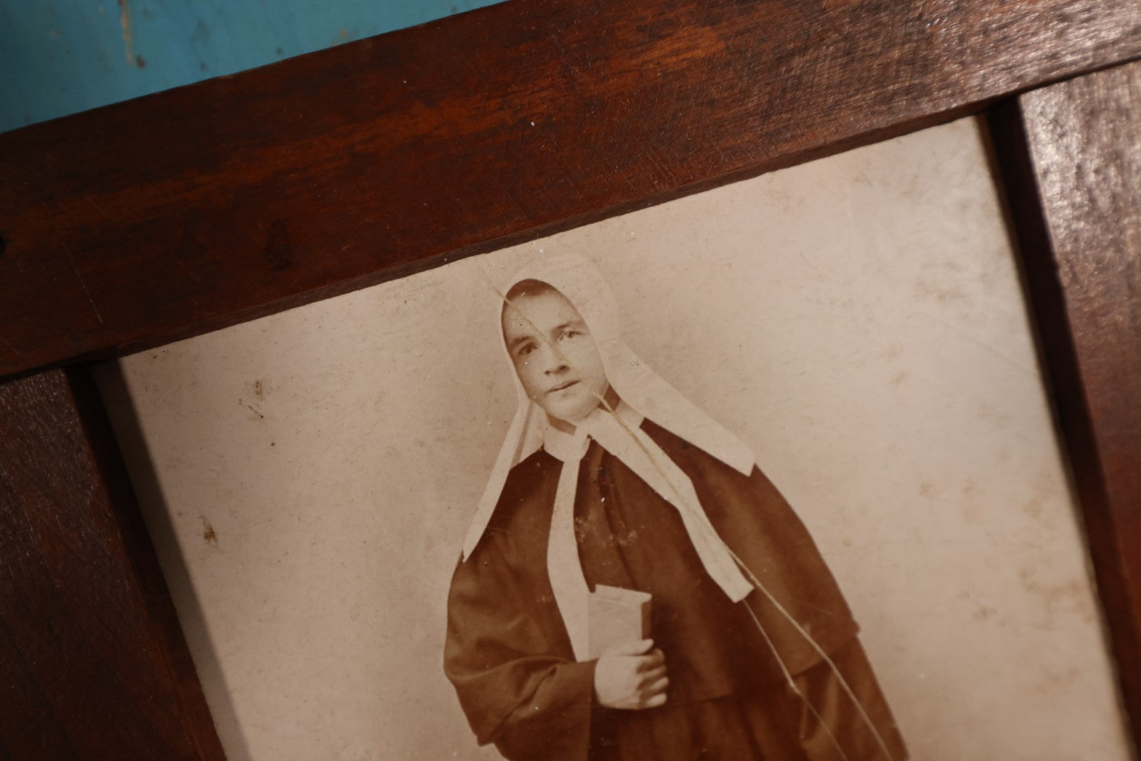 Lot 023 - Antique Cabinet Card Of Nun Holding Book, Likely Bible, Mounted In Printing Mount Frame