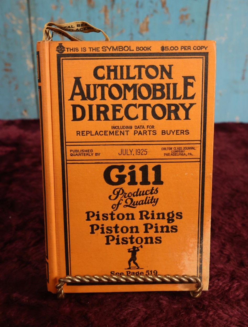 Lot 044 - Chilton Automobile Directory 1925, Advertising Book